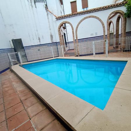 Апартаменты El Patio De La Piscina Кордова Экстерьер фото