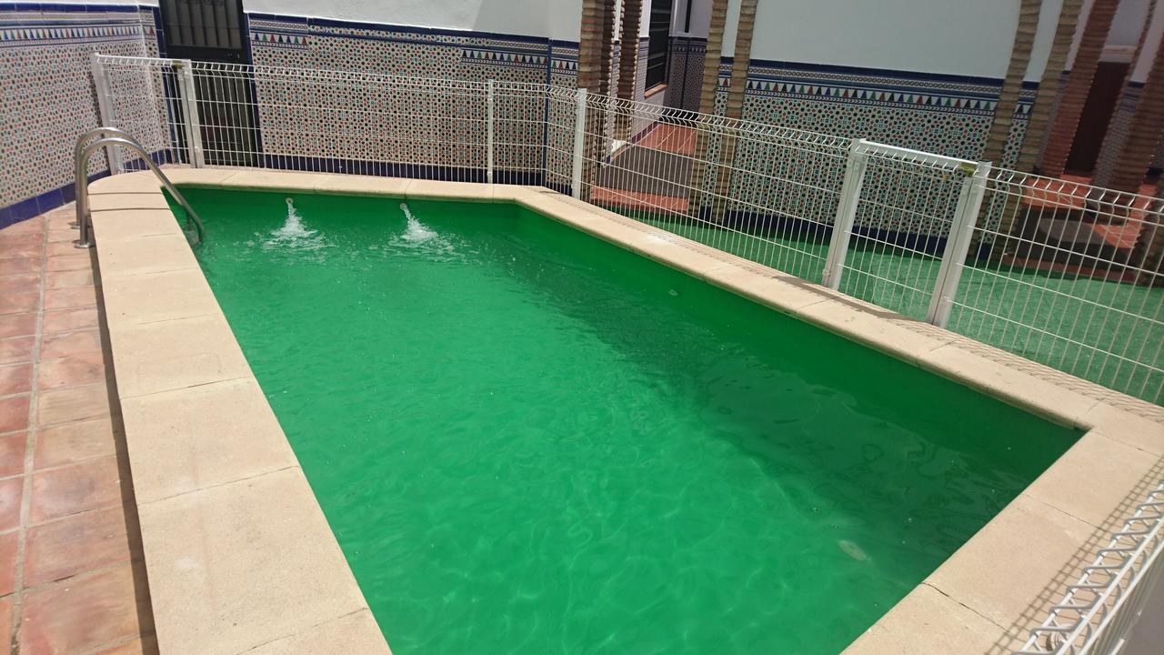 Апартаменты El Patio De La Piscina Кордова Экстерьер фото